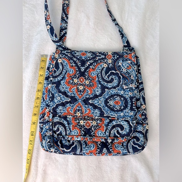 Vera Bradley Mailbag Crossbody - Picture 4 of 9